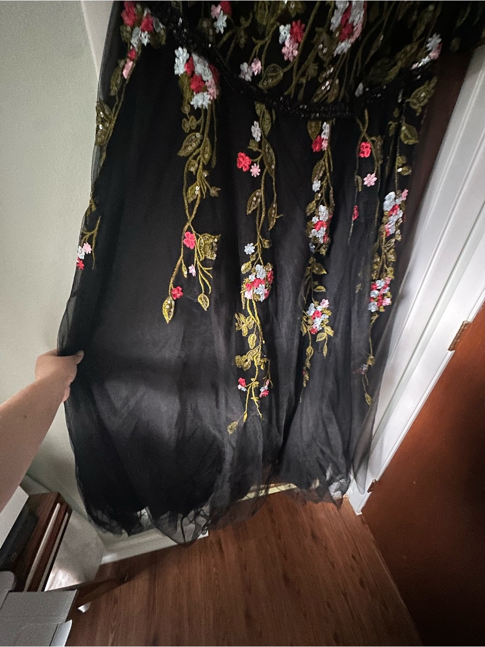 JJs House Black Off-Shoulder Embroidered Evening Dress Plus Size 22 W - Picture 10 of 12